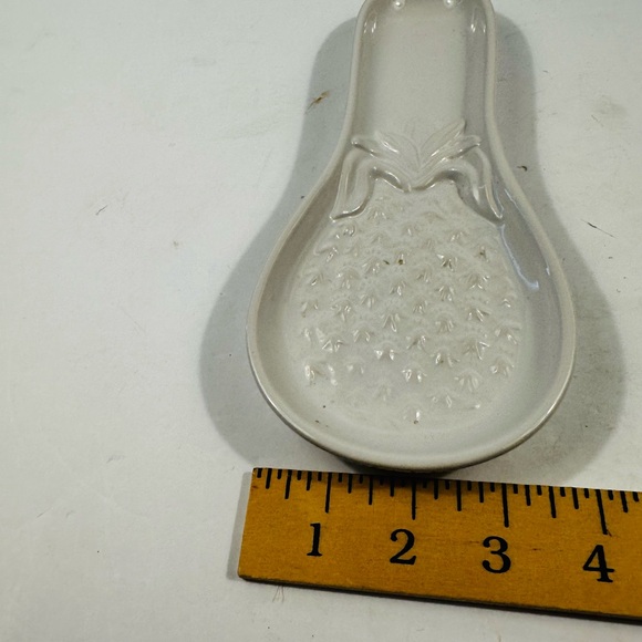 Home Essentials Ceramic white Pineapple 9-1/2” Spoon Rest - Picture 3 of 5